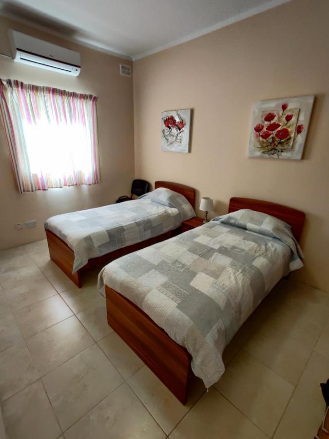 Doms Apartment Tarxien Exterior photo