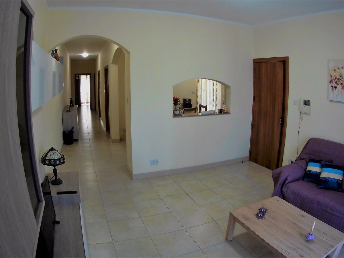 Doms Apartment Tarxien Exterior photo
